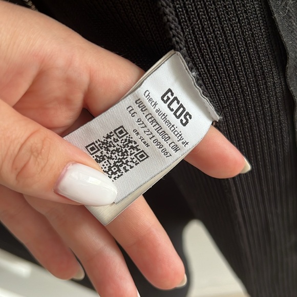 GCDS LONG ASYMMETRICAL ZIP DRESS size small/medium ⛓️black w/ gold hardware ⚜️ - Picture 7 of 14